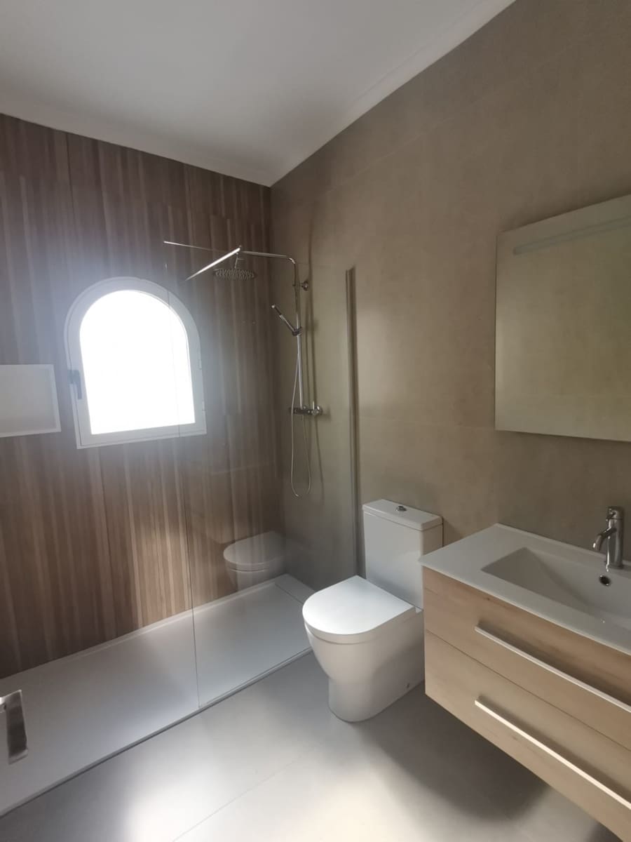 2 bedroom Villa for sale in Algorfa with garage - € 295,000 (Ref: 9243505)