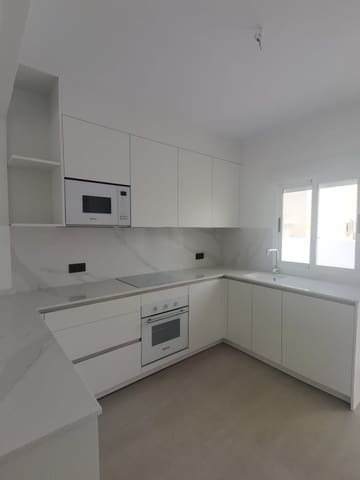 2 bedroom Villa for sale in Algorfa with garage - € 295,000 (Ref: 9243505)