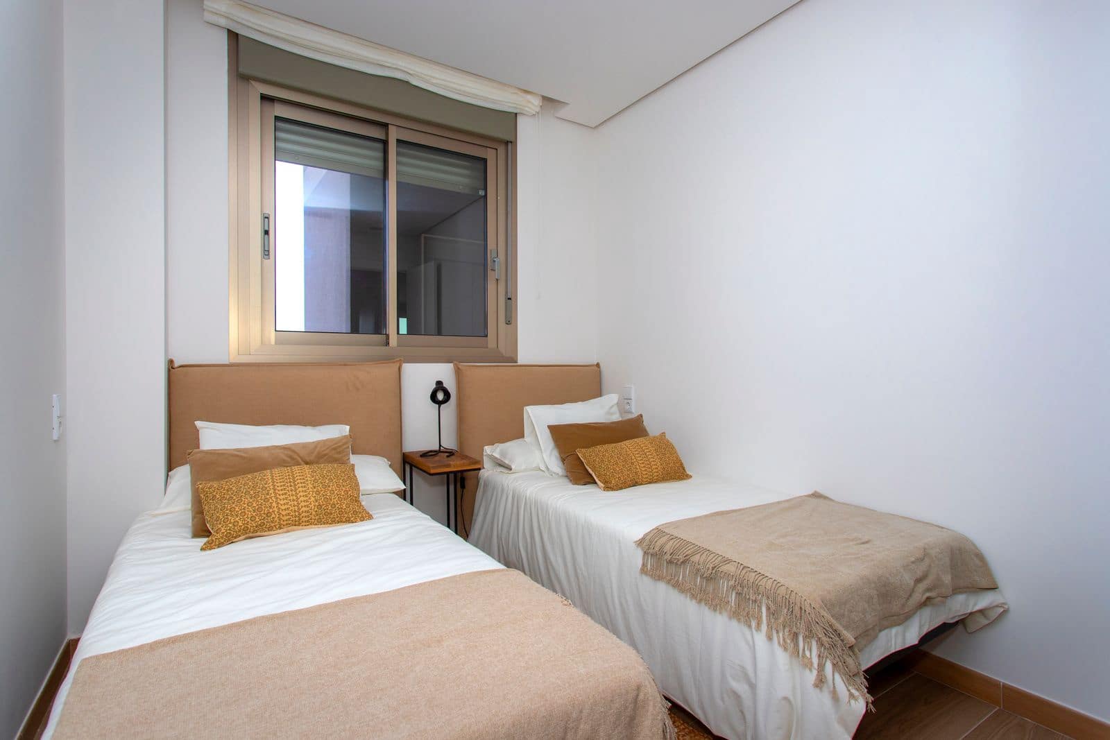 2 bedroom Beach Apartment for sale in Santa Pola with pool garage - € 420,000 (Ref: 9288366)