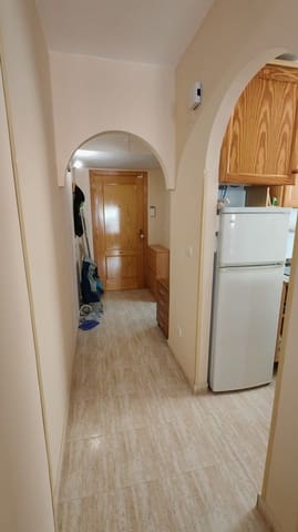 2 soverom Leilighet til leie i Antonio Machado, Torrevieja med svømmebasseng - € 900 (Ref: 9341601)