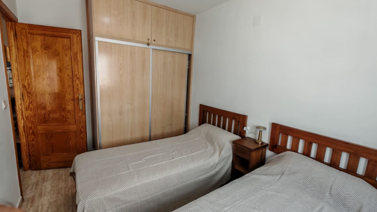 2 soverom Leilighet til leie i Torrevieja med svømmebasseng - € 900 (Ref: 9341601)