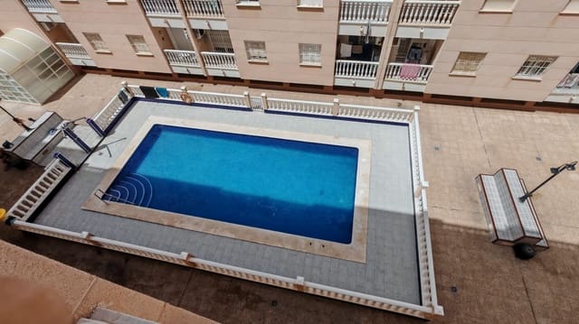 2 soverom Leilighet til leie i Antonio Machado, Torrevieja med svømmebasseng - € 900 (Ref: 9341601)