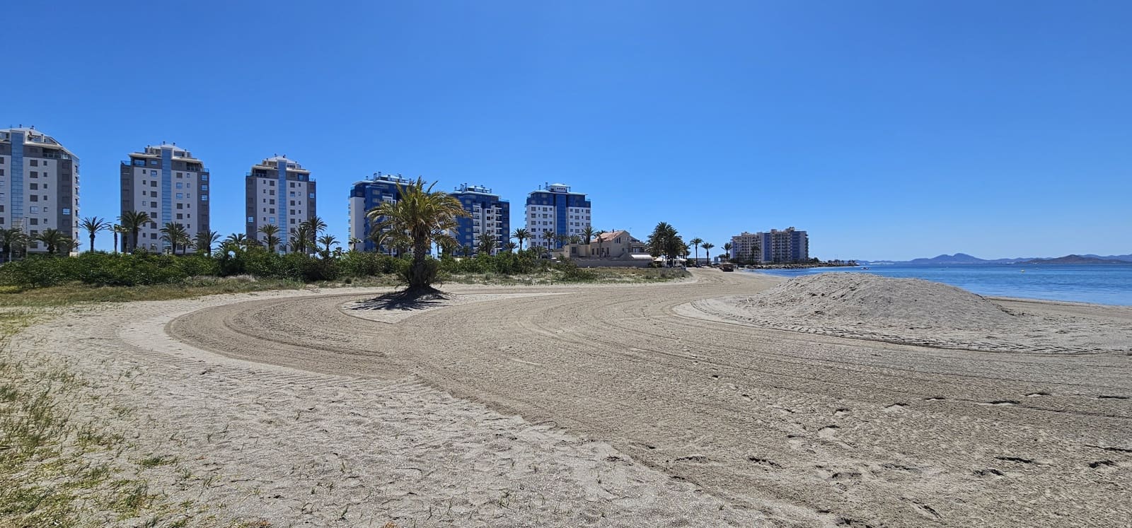 2 bedroom Apartment for sale in San Javier with pool garage - € 394,000 (Ref: 9503033)