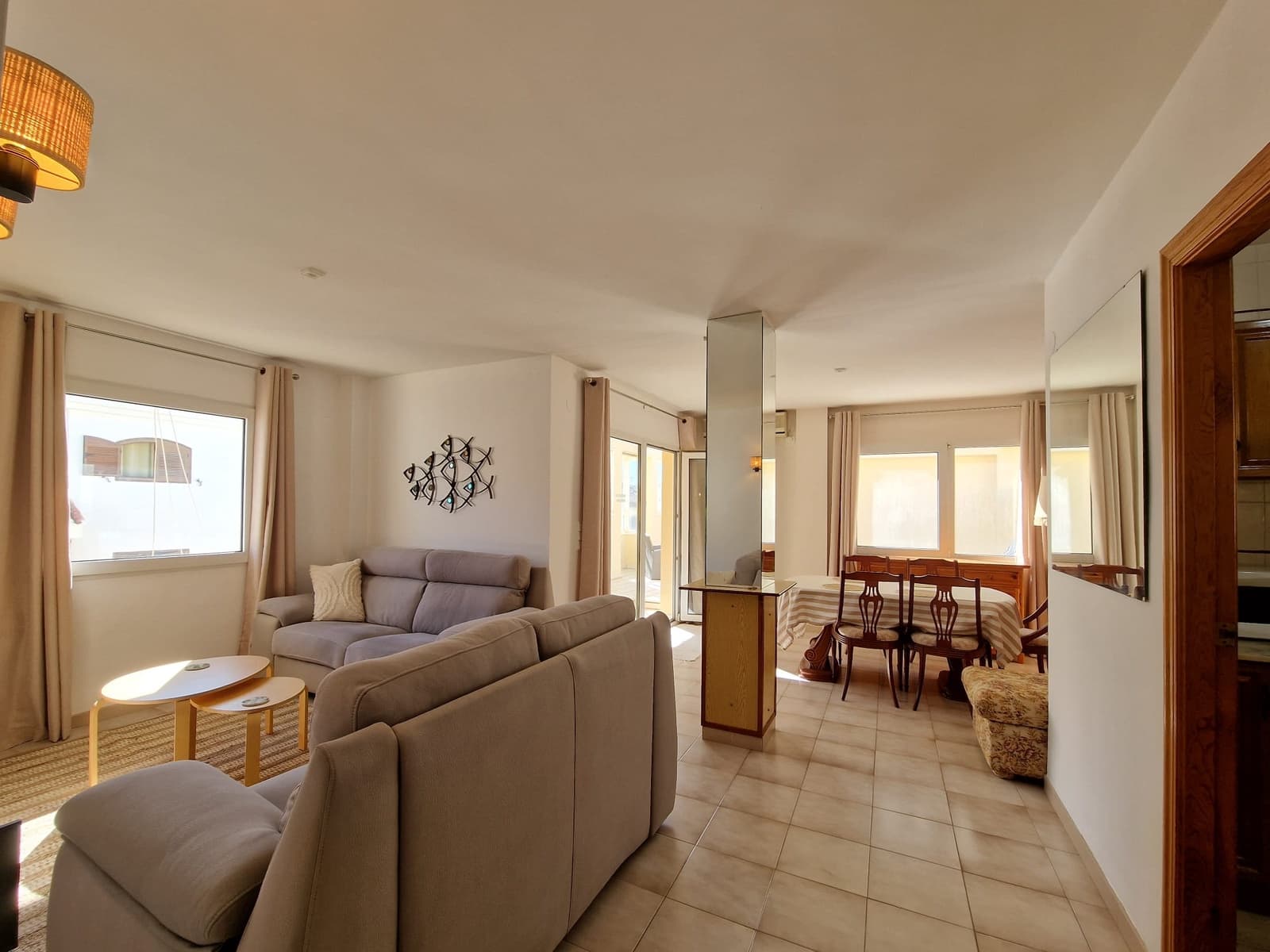 Appartement de 2 chambres à louer à Teulada - 1 200 € (Ref: 10140228)