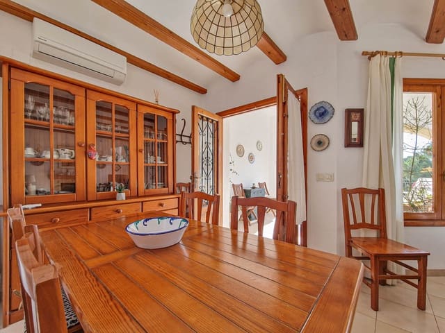 3 makuuhuone Omakotitalo vuokrattavana paikassa Moraira, Teulada-Moraira mukana uima-altaan - 1 300 € (Ref: 8343426)