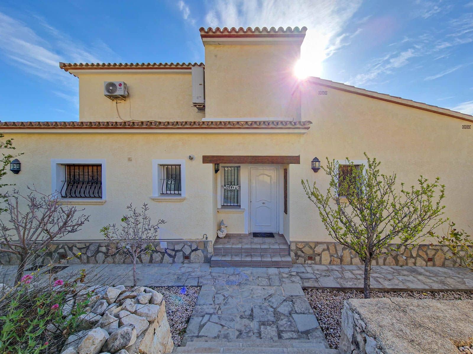 3 bedroom Villa for holiday rental in Benitachell / Benitatxell with garage - € 245 (Ref: 8346729)
