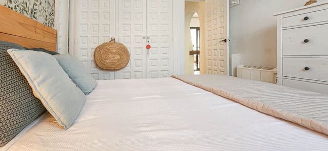 2 sovrum Lägenhet för semesterbostäder i Moraira, Teulada-Moraira med garage - 125 € (Ref: 8625955)