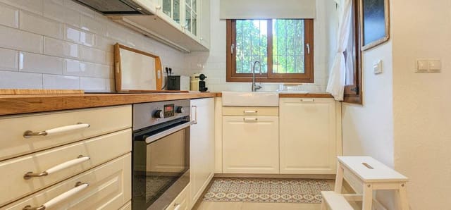 2 sovrum Lägenhet för semesterbostäder i Moraira, Teulada-Moraira med garage - 125 € (Ref: 8625955)