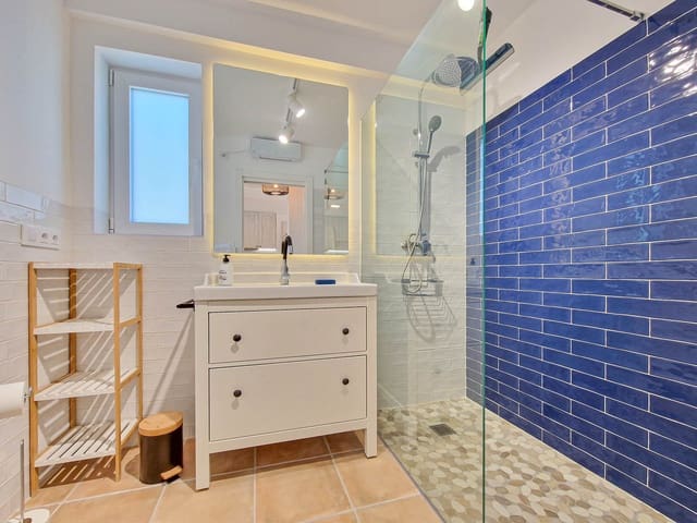 Bungalow de 2 habitaciones en Moraira, Teulada-Moraira en alquiler vacacional con piscina garaje - 198 € (Ref: 8796621)