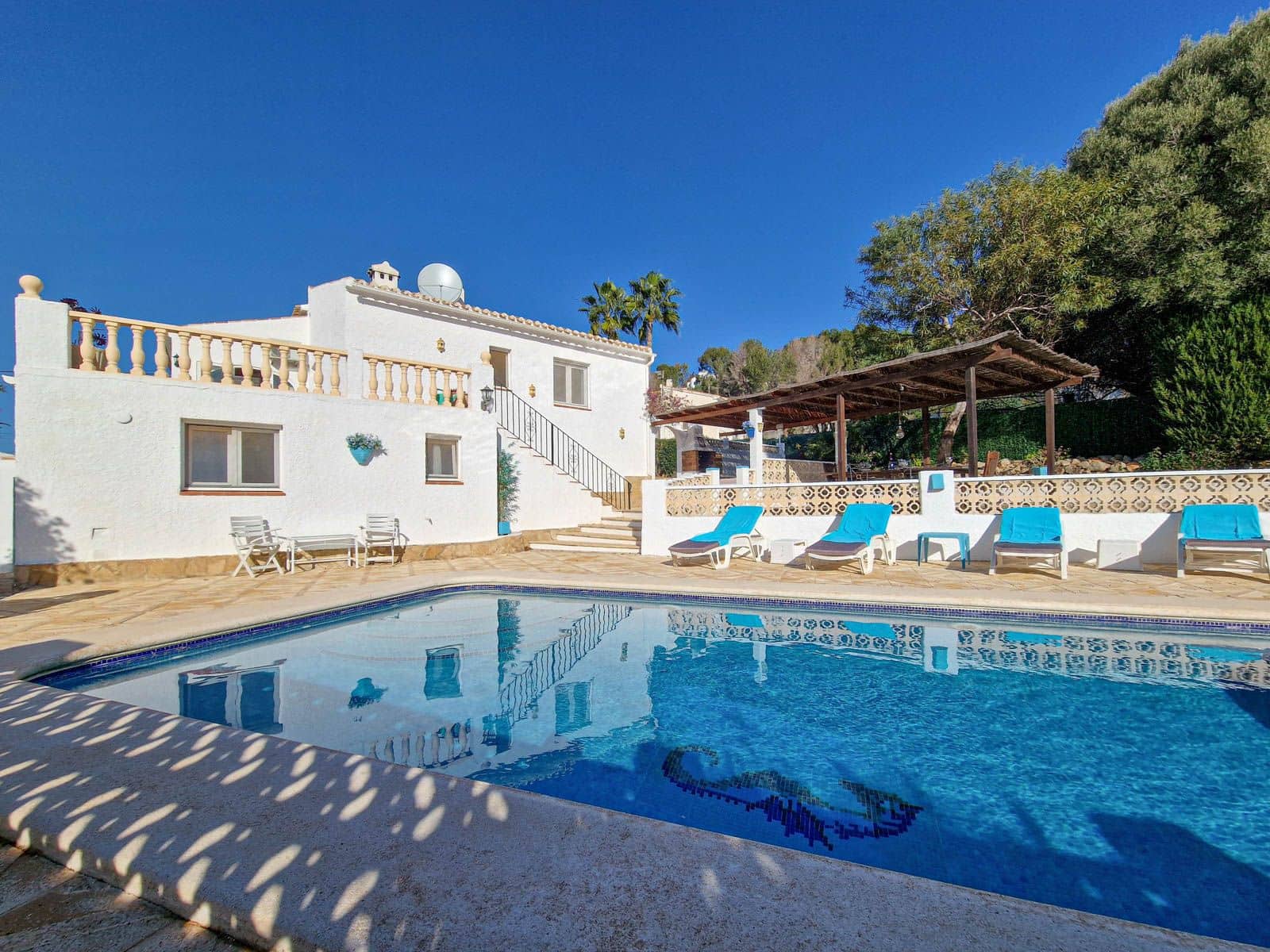 4 makuuhuone Huvila lomavuokrausta paikassa Pinosol mukana uima-altaan - 2 700 € (Ref: 8802941)