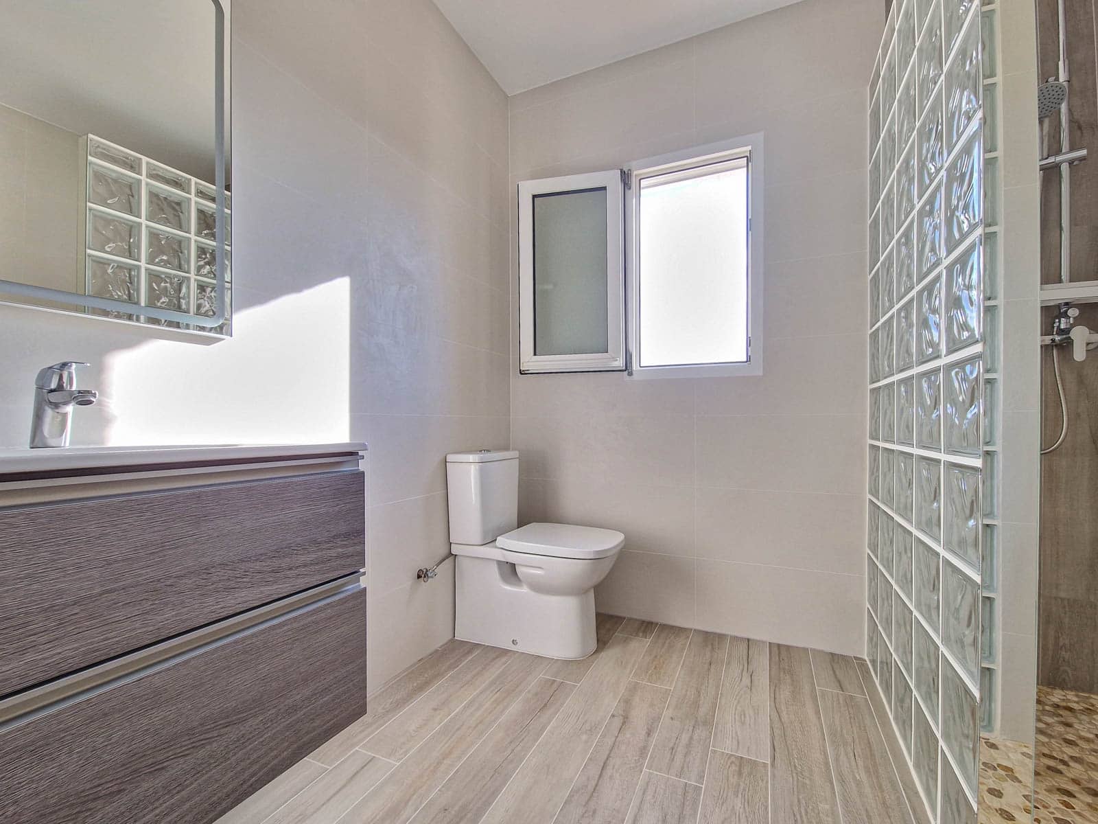 4 makuuhuone Huvila lomavuokrausta paikassa Pinosol mukana uima-altaan - 2 700 € (Ref: 8802941)