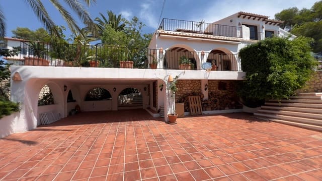 4 soveværelse Villa til leje i Moraira, Teulada-Moraira - € 3.800 (Ref: 9195234)