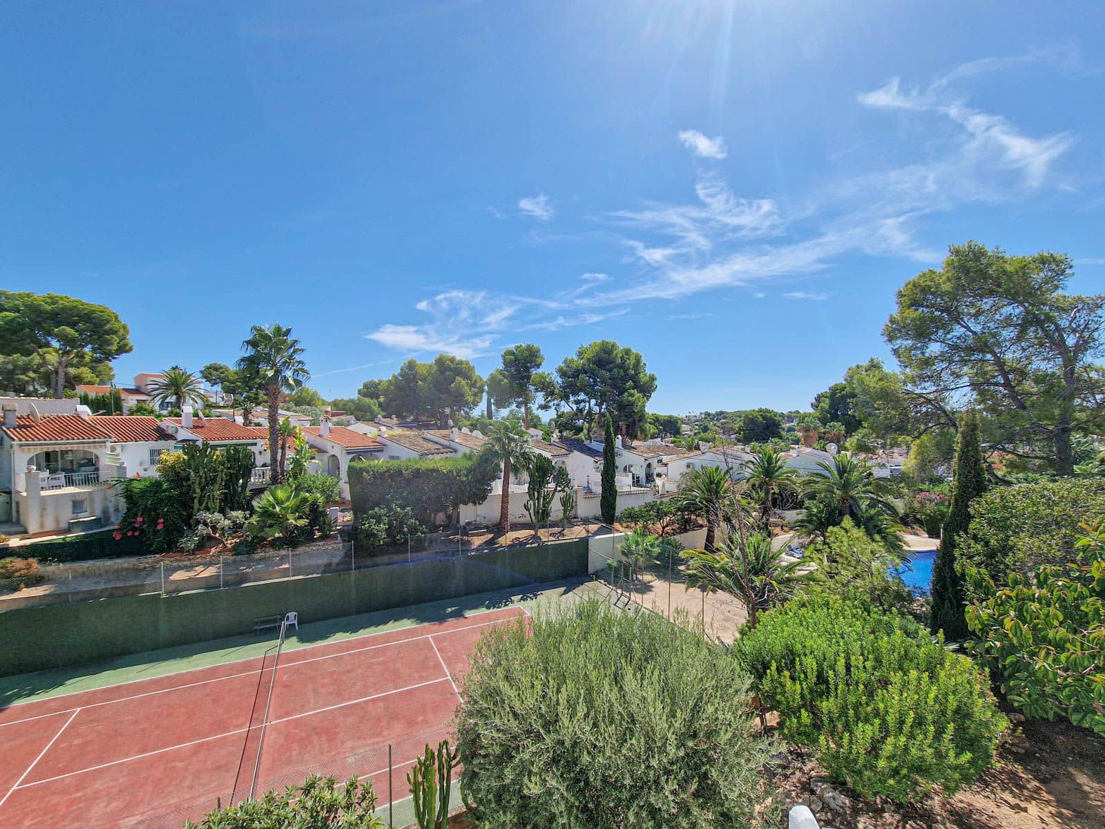 2 makuuhuone Bungalow vuokrattavana paikassa Moraira - 1 000 € (Ref: 9225999)