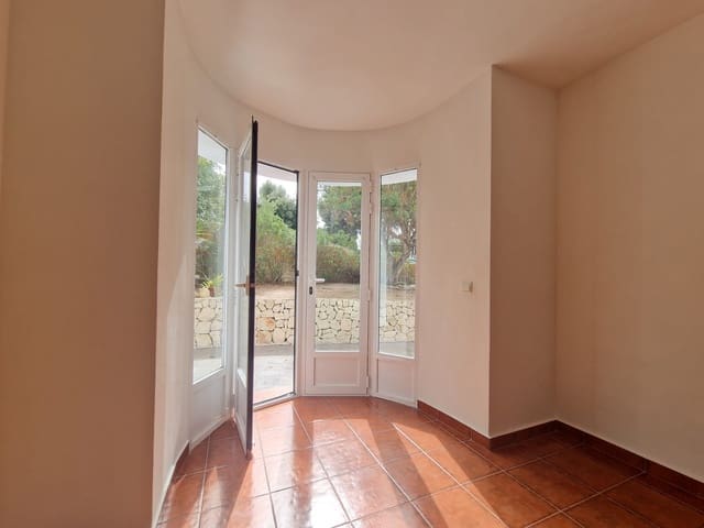 3 makuuhuone Omakotitalo vuokrattavana paikassa Teulada Pueblo, Teulada-Moraira - 1 800 € (Ref: 9226000)