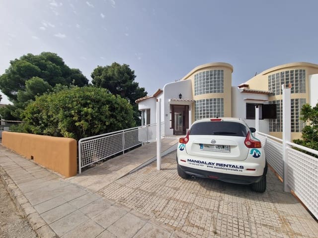 3 makuuhuone Omakotitalo vuokrattavana paikassa Teulada Pueblo, Teulada-Moraira - 1 800 € (Ref: 9226000)