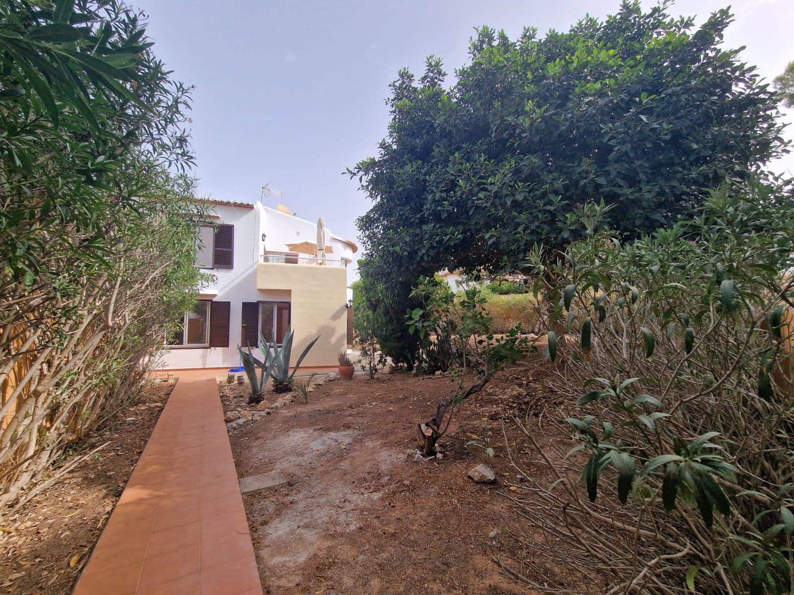 3 soveværelse Byhus til leje i Teulada - € 1.800 (Ref: 9226000)