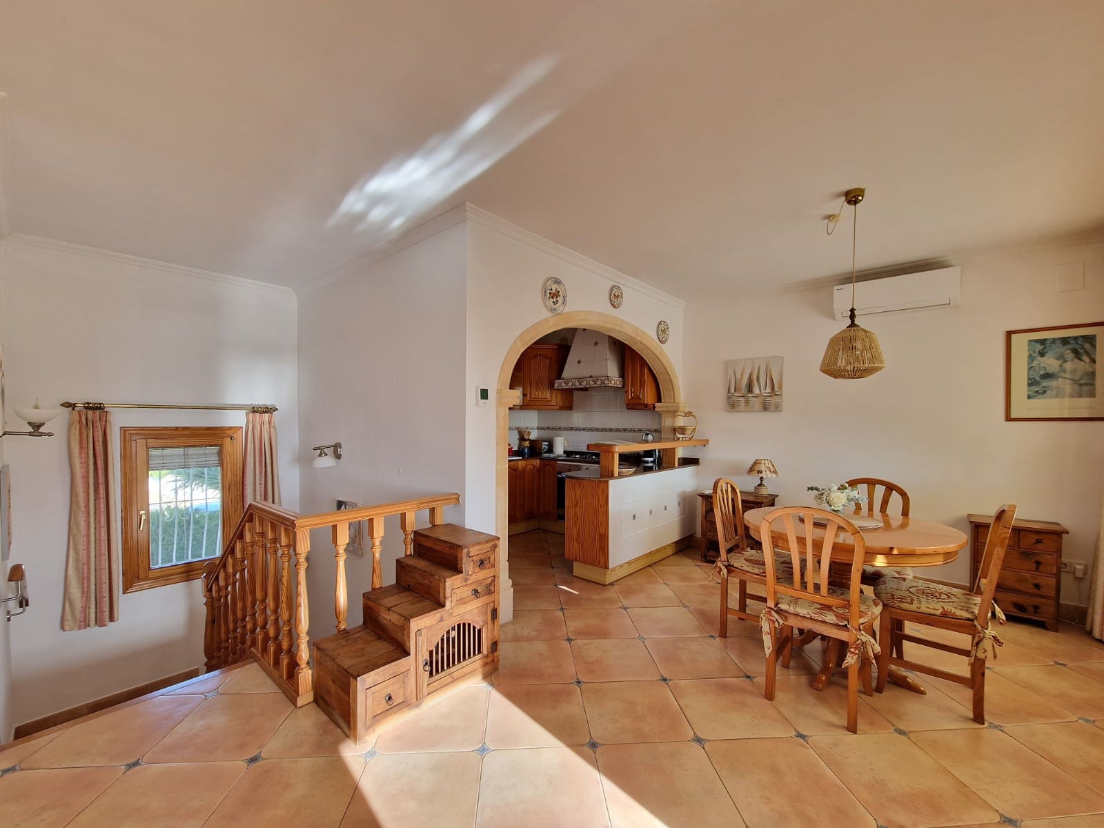 Villa/Maison de 3 chambres à louer à Teulada - 1 400 € (Ref: 9283094)