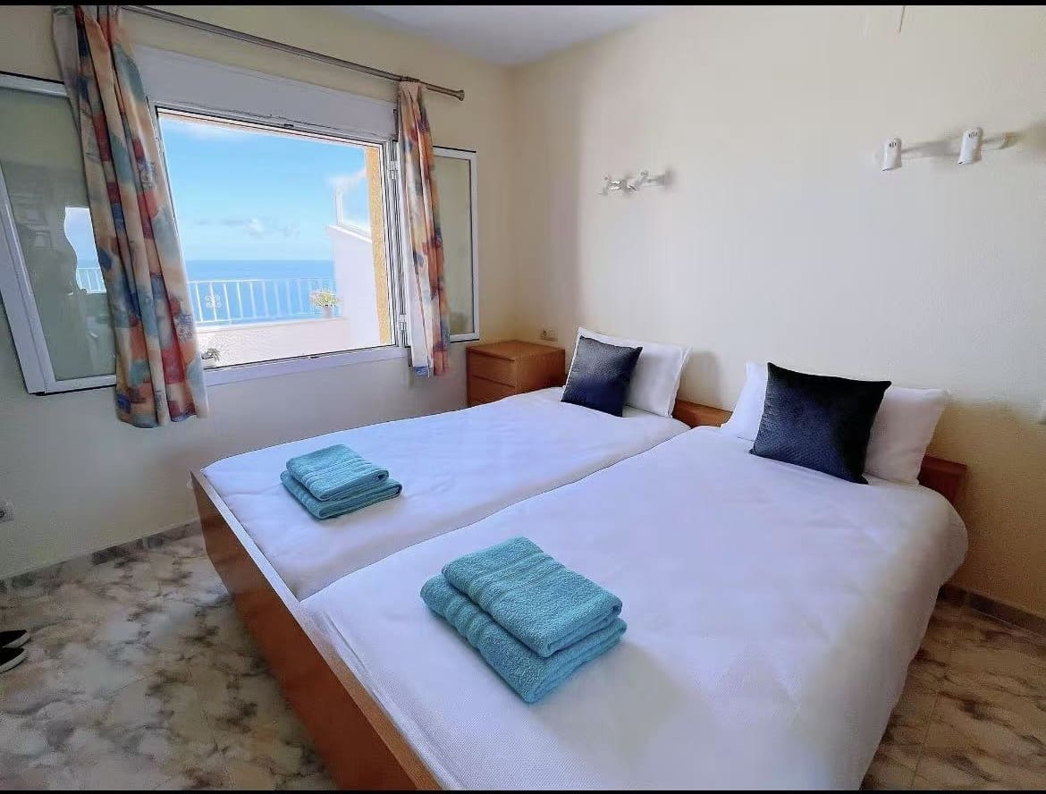 2 makuuhuone Huoneisto vuokrattavana paikassa Cumbre del Sol - 1 100 € (Ref: 9315170)