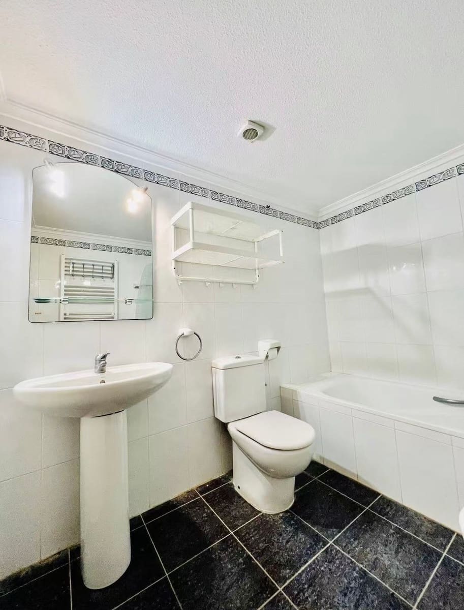 2 makuuhuone Huoneisto vuokrattavana paikassa Cumbre del Sol - 1 100 € (Ref: 9315170)