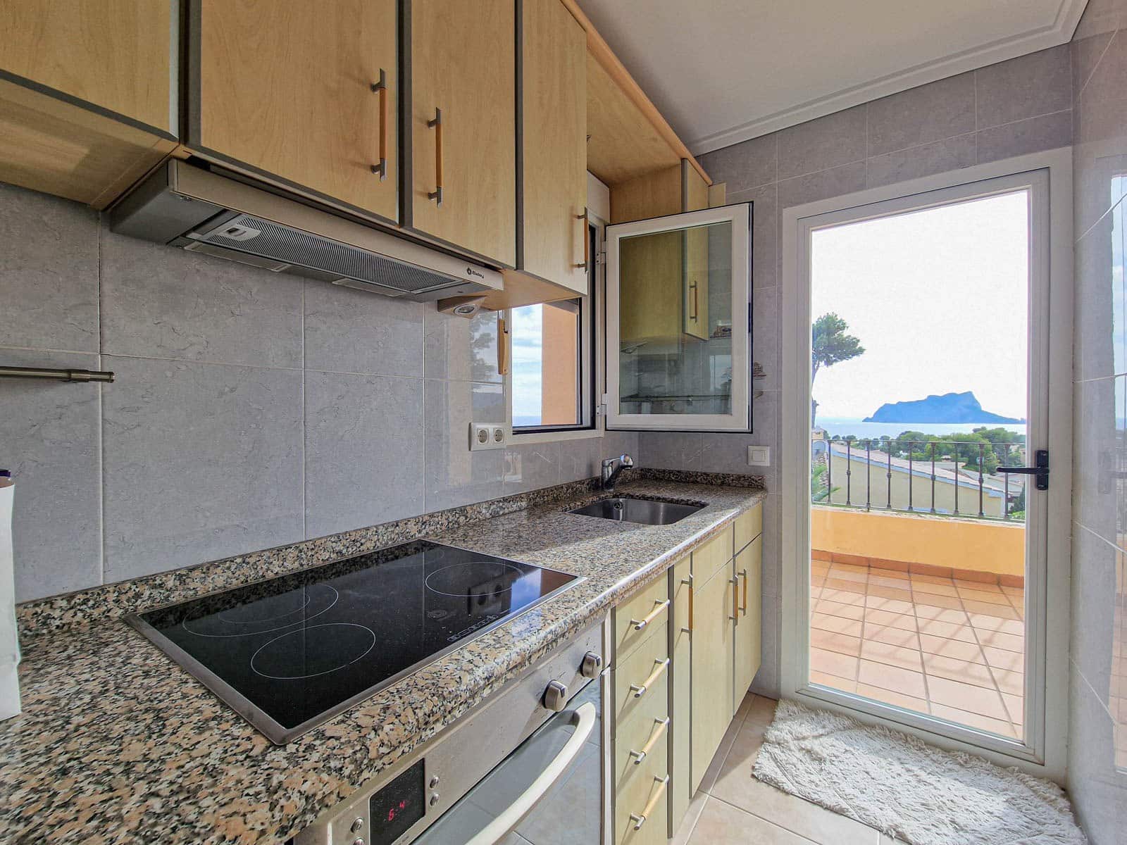 2 makuuhuone Huvila vuokrattavana paikassa Teulada - 3 000 € (Ref: 9379874)