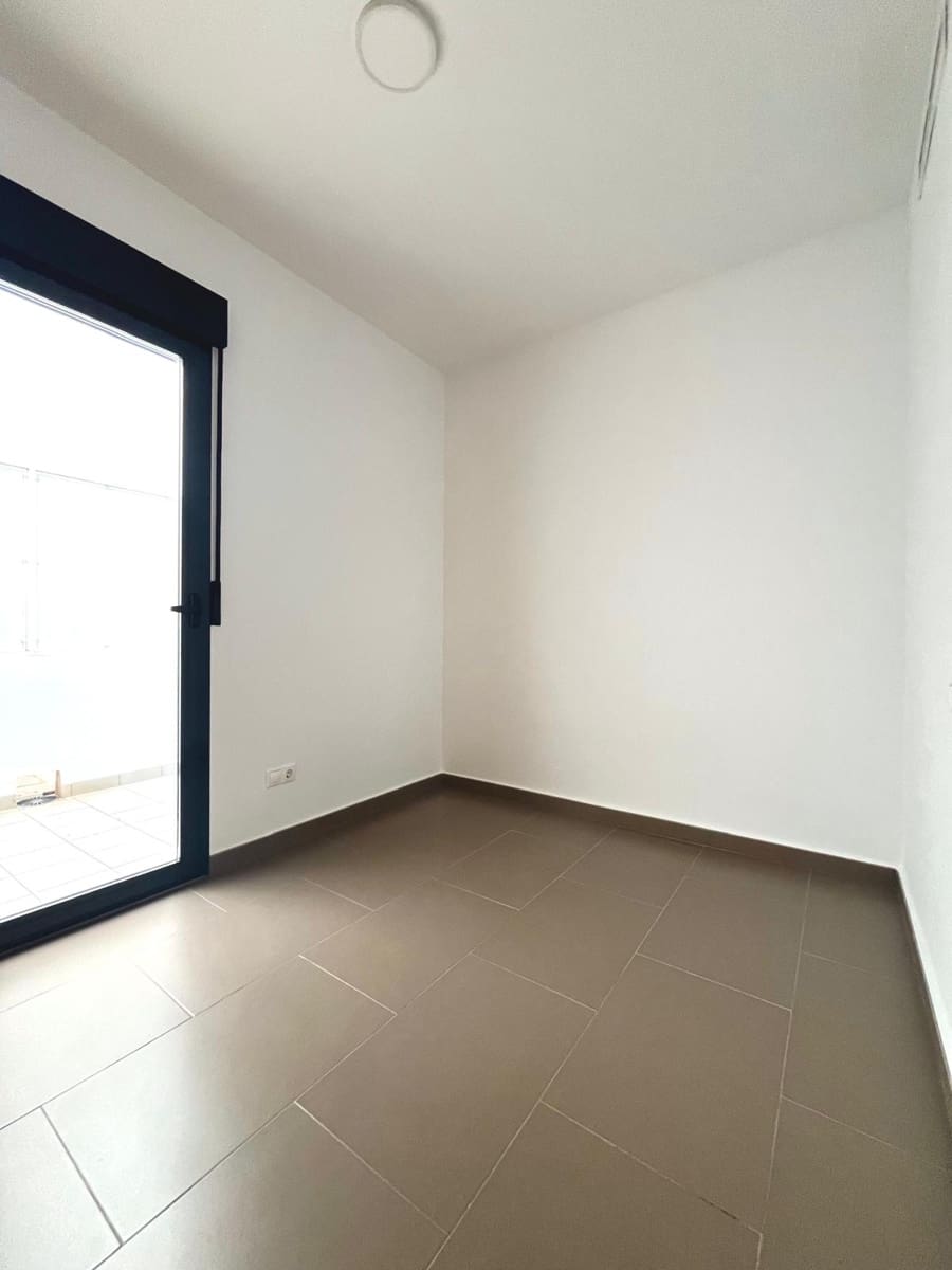 2 slaapkamer Appartement te huur in Benitachell / Benitatxell - € 850 (Ref: 9471623)