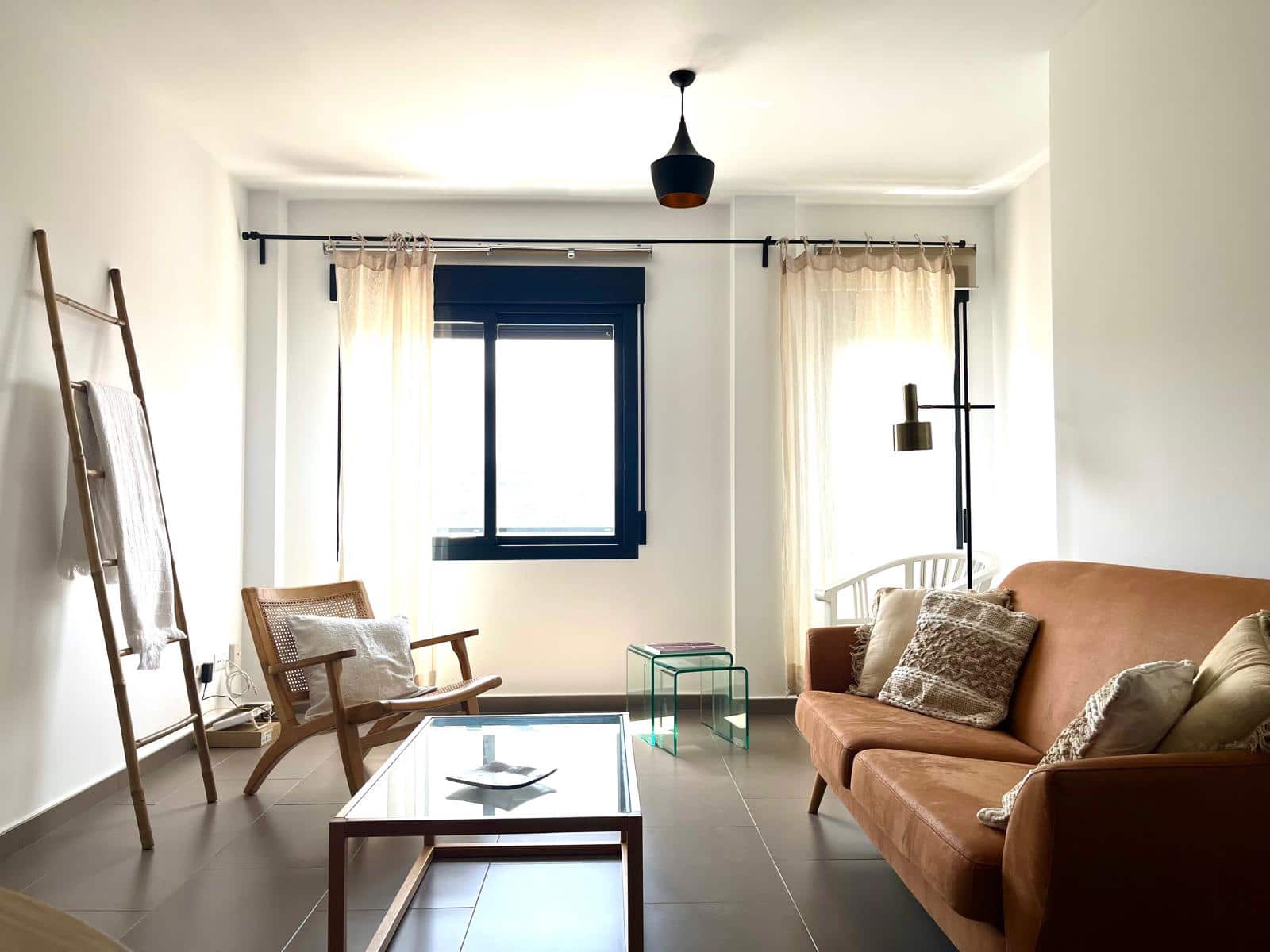 2 slaapkamer Appartement te huur in Benitachell / Benitatxell - € 850 (Ref: 9471623)