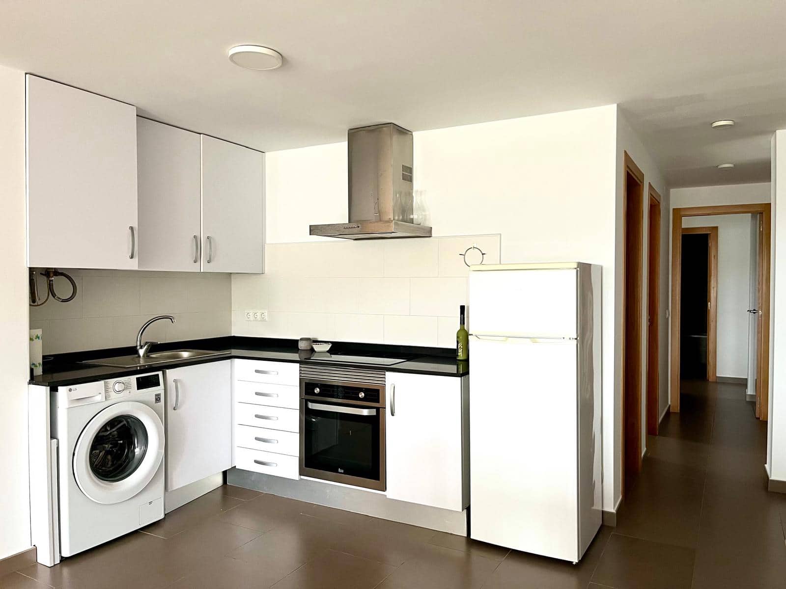 2 slaapkamer Appartement te huur in Benitachell / Benitatxell - € 850 (Ref: 9471623)