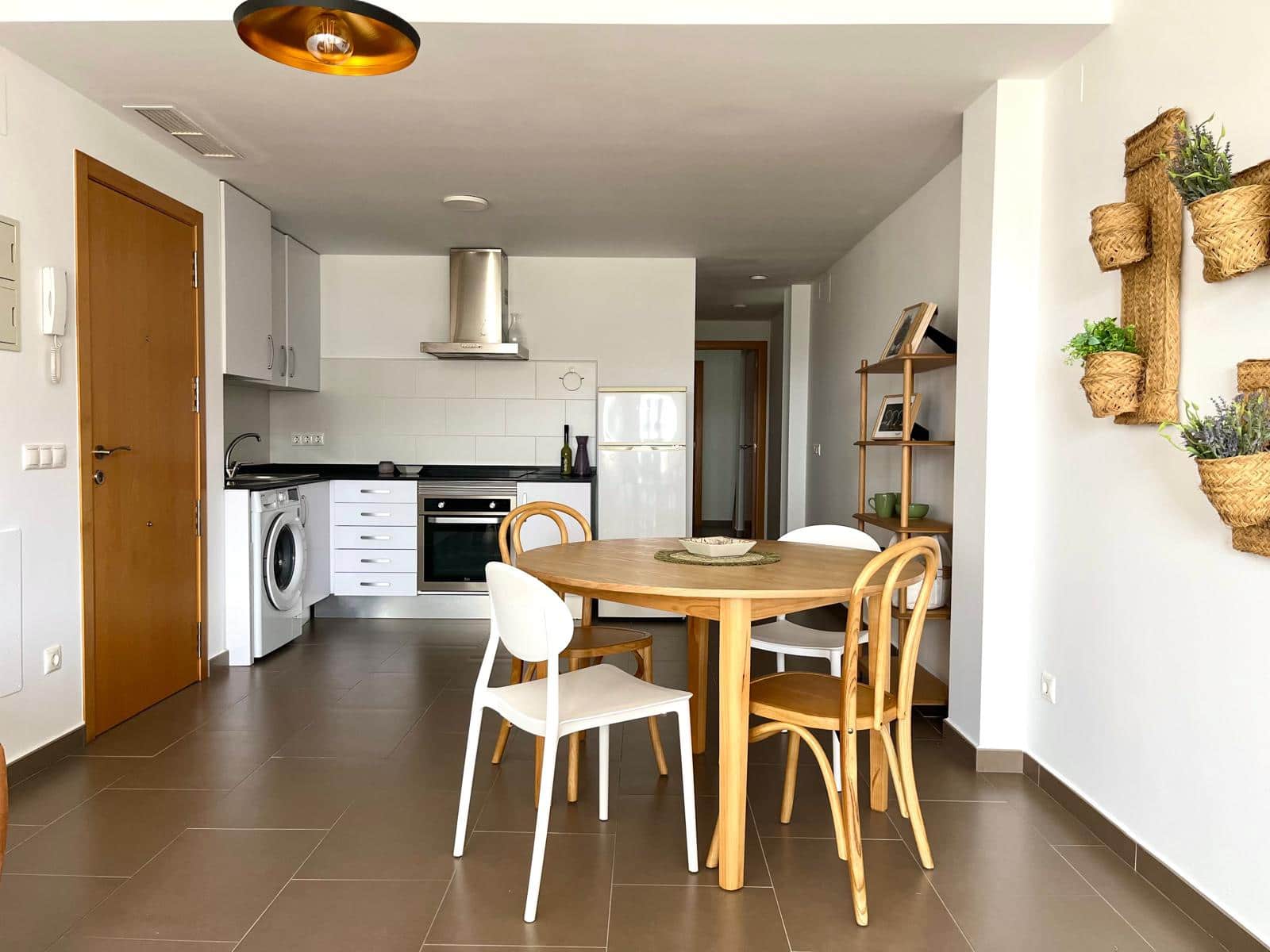 2 slaapkamer Appartement te huur in Benitachell / Benitatxell - € 850 (Ref: 9471623)