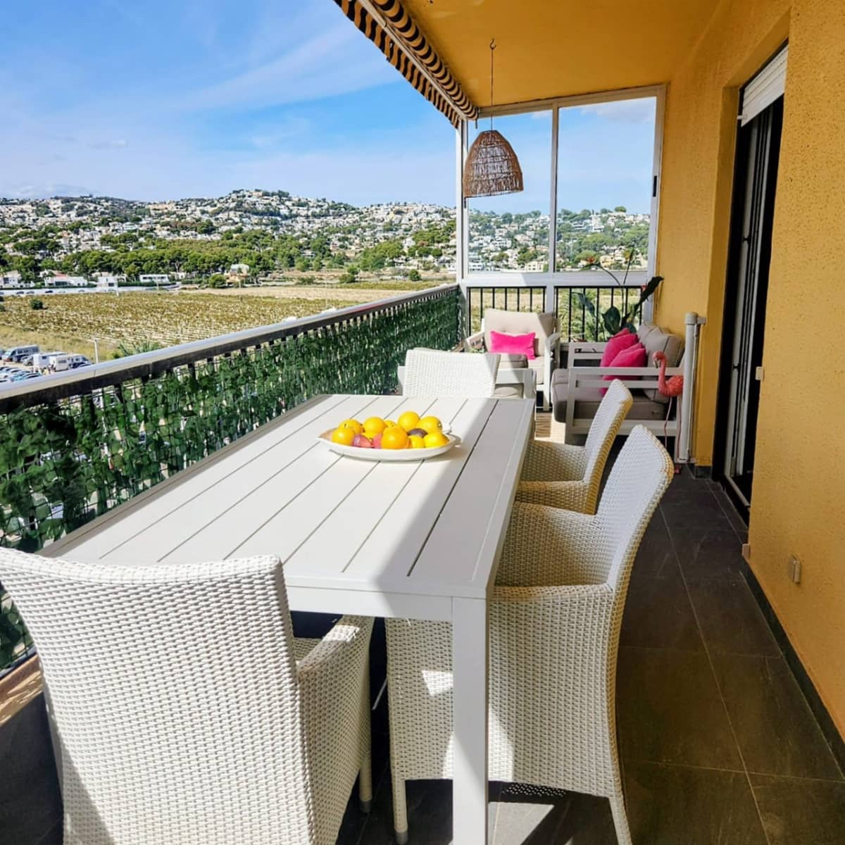 2 soverom Leilighet til leie i Moraira - € 1 150 (Ref: 9569535)