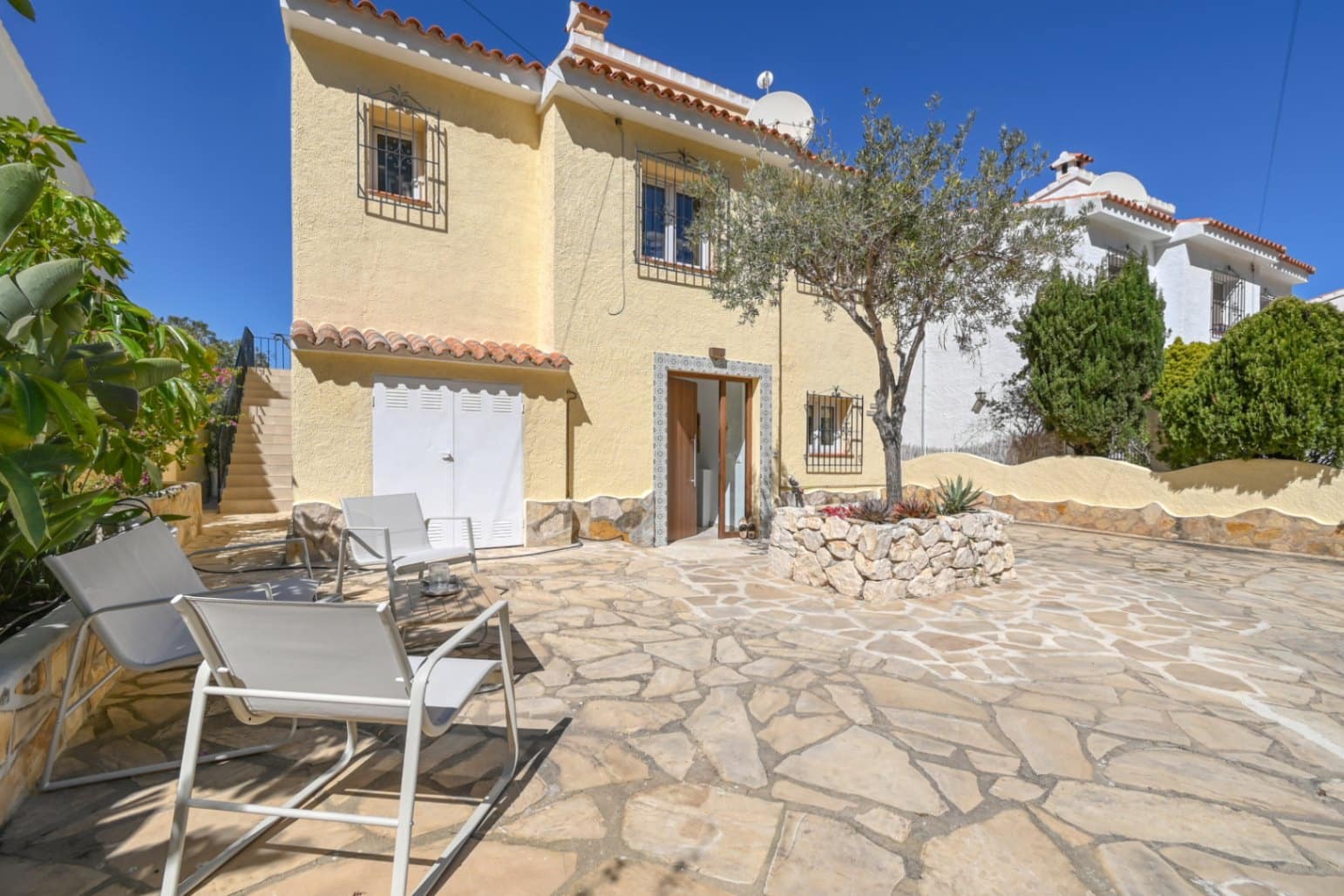 Villa/Maison de 3 chambres de location de vacances à Benitachell / Benitatxell - 345 € (Ref: 9793706)