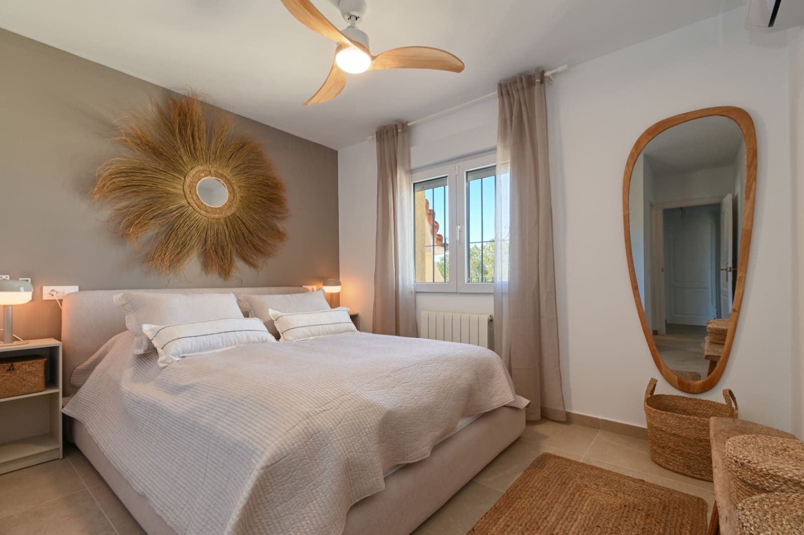 Villa/Maison de 3 chambres de location de vacances à Benitachell / Benitatxell - 345 € (Ref: 9793706)