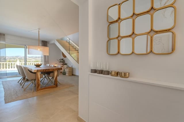 Villa/Maison de 3 chambres de location de vacances à Benitachell / Benitatxell - 345 € (Ref: 9793706)