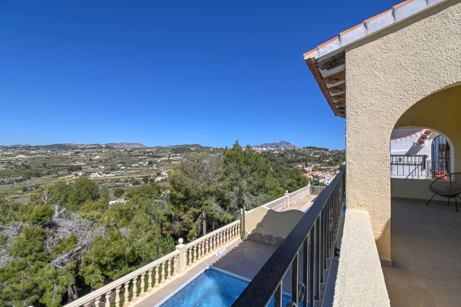 Villa/Maison de 3 chambres de location de vacances à Benitachell / Benitatxell - 345 € (Ref: 9793706)