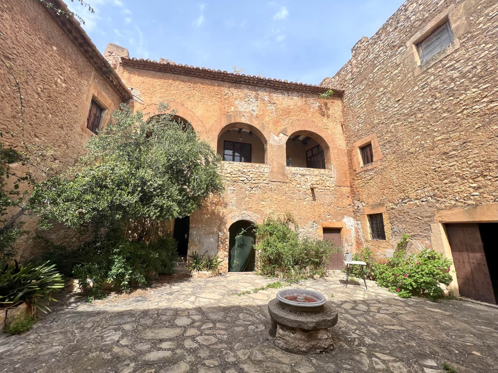 10 sypialnia Finka/Dom wiejski na sprzedaż w Creixell z garażem - 2 950 000 € (Ref: 8617596)