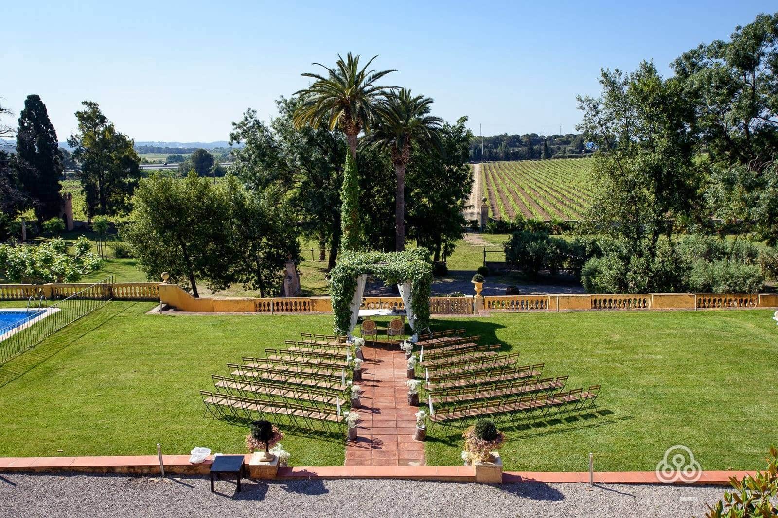 17 soveværelse Hotel til salg i Santa Oliva med swimmingpool garage - € 8.000.000 (Ref: 8929716)