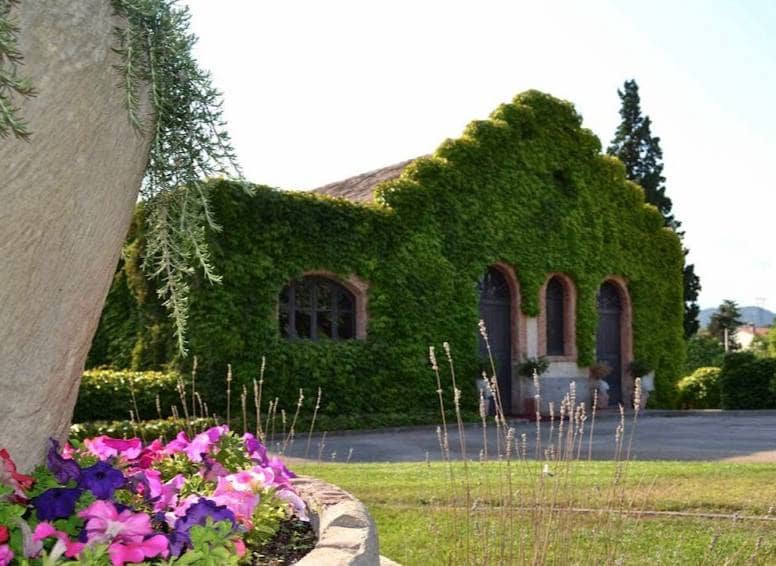 17 soveværelse Hotel til salg i Santa Oliva med swimmingpool garage - € 8.000.000 (Ref: 8929716)