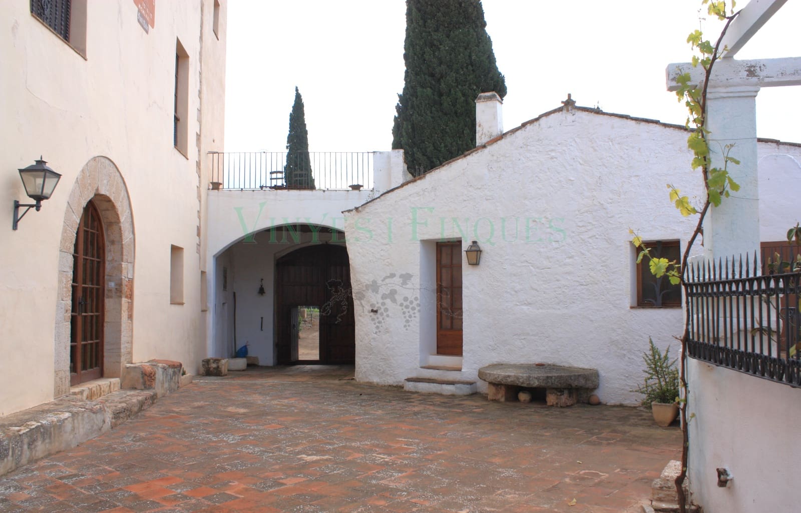 8 bedroom Finca/Country House for sale in Vila-rodona - € 4,600,000 (Ref: 8929717)