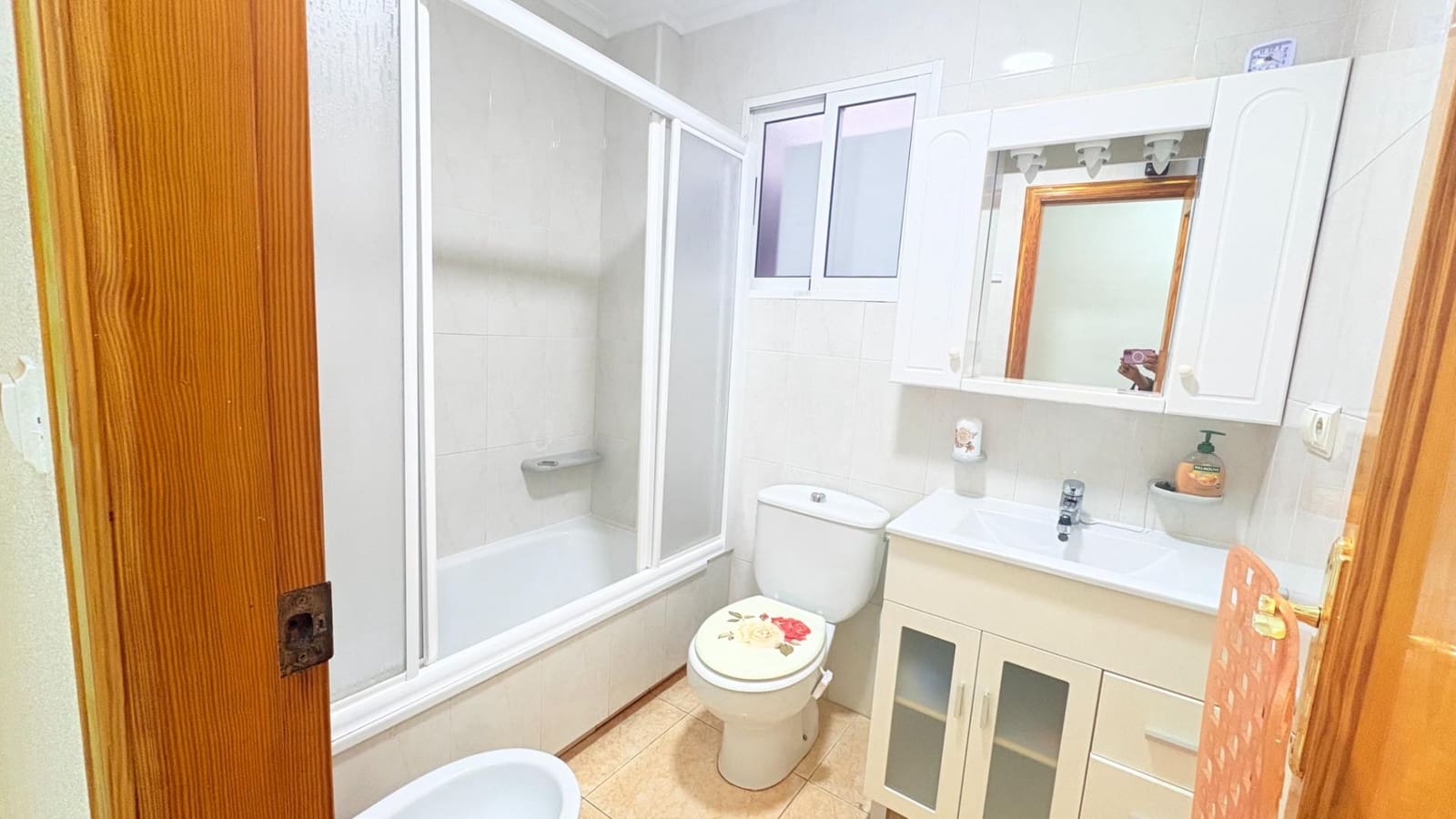 2 Zimmer Apartment zu vermieten in Torrevieja - 750 € (Ref: 10047335)