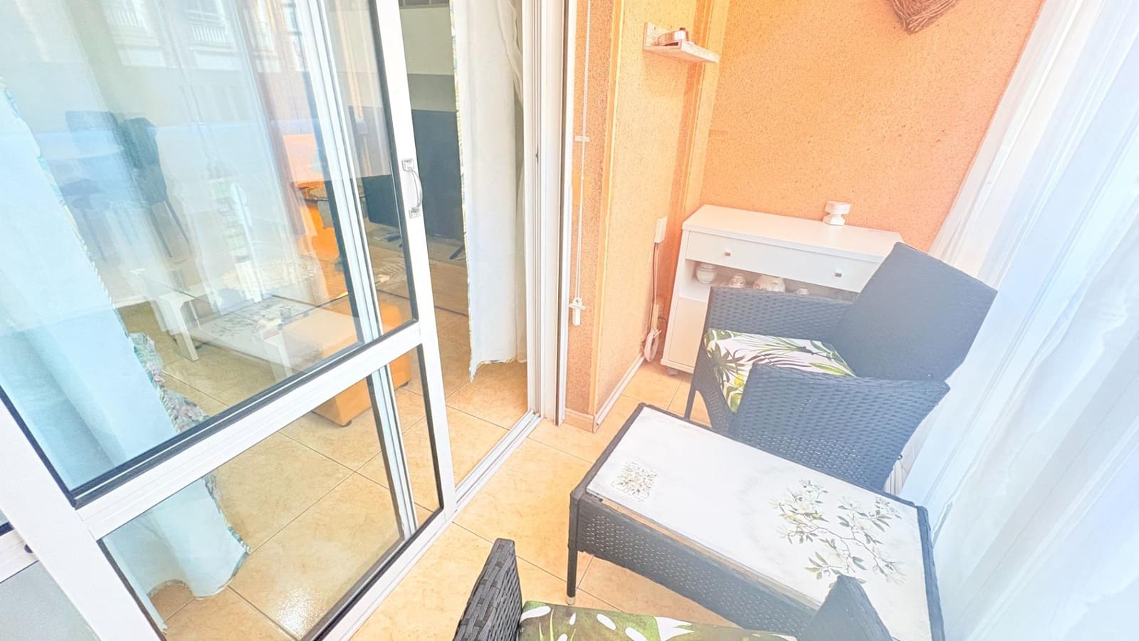 2 Zimmer Apartment zu vermieten in Torrevieja - 750 € (Ref: 10047335)