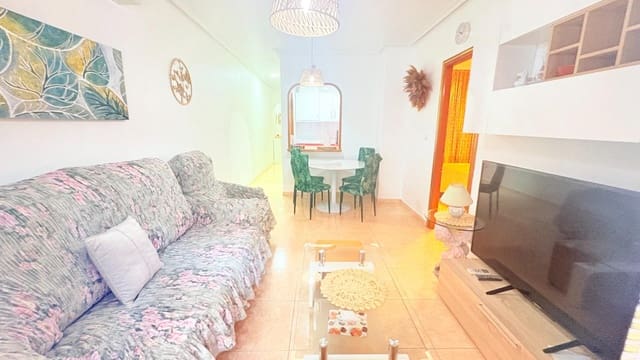 2 Zimmer Apartment zu vermieten in Torrevieja - 750 € (Ref: 10047335)