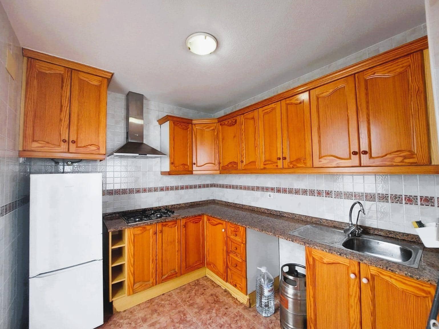 3 soveværelse Rækkehus til salg i Torrevieja med swimmingpool garage - € 183.000 (Ref: 8760059)