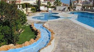 4 quarto Moradia para venda em Torrevieja com piscina - 320 000 € (Ref: 8894266)