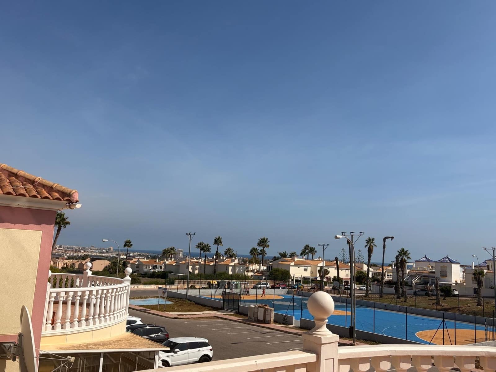 4 quarto Moradia para venda em Torrevieja com piscina - 320 000 € (Ref: 8894266)
