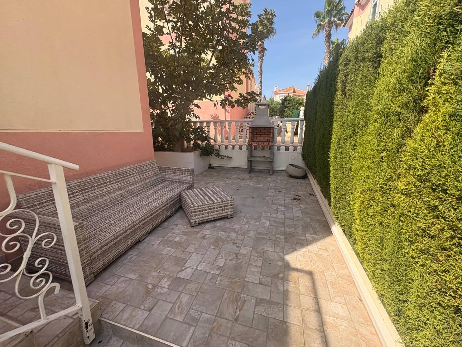 4 quarto Moradia para venda em Torrevieja com piscina - 320 000 € (Ref: 8894266)