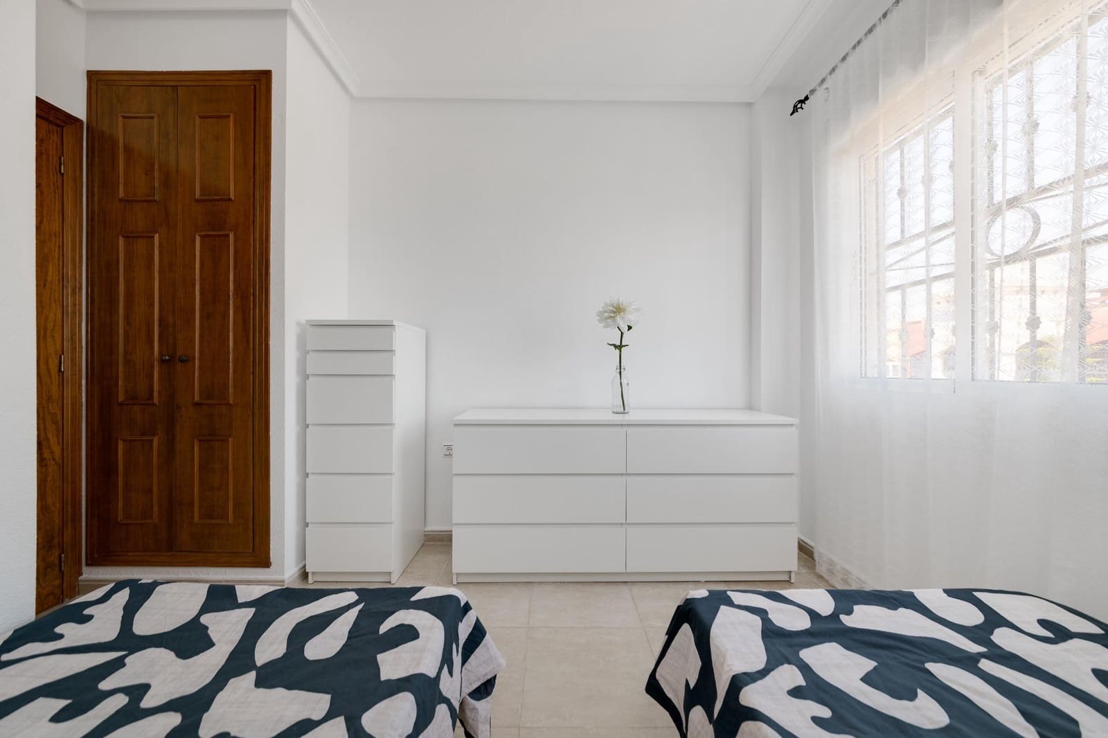 2 slaapkamer Flat voor vakantieverhuur in Los Altos met zwembad - € 700 (Ref: 8917933)