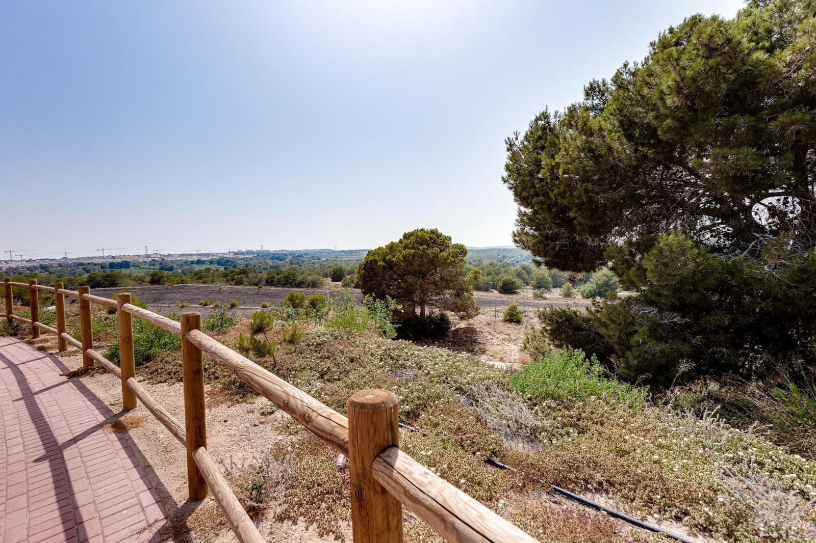 2 slaapkamer Flat voor vakantieverhuur in Los Altos met zwembad - € 700 (Ref: 8917933)