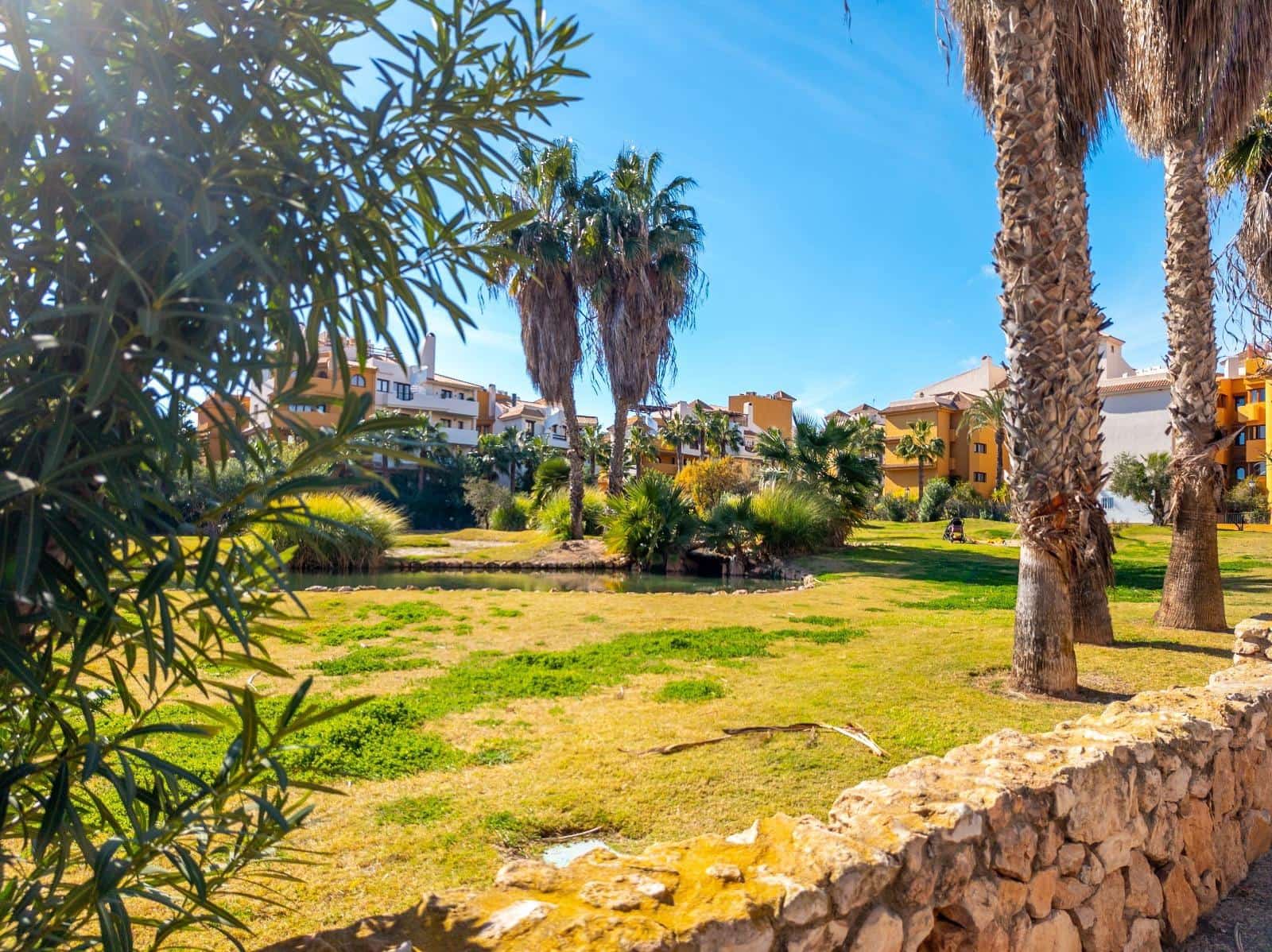 2 sypialnia Apartament na sprzedaż w Orihuela Costa z basenem - 263 000 € (Ref: 8921460)