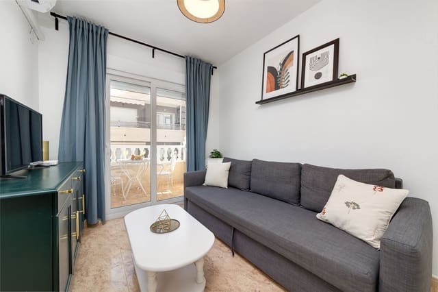 2 sovrum Lägenhet att hyra i Torrevieja - 800 € (Ref: 9134324)