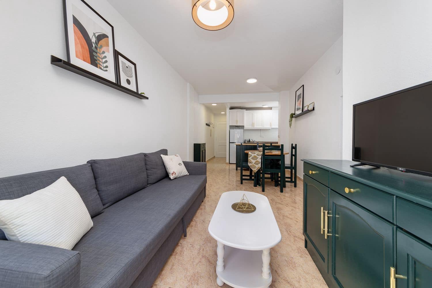 2 sypialnia Mieszkanie na kwatery wakacyjne w Torrevieja - 700 € (Ref: 9134324)