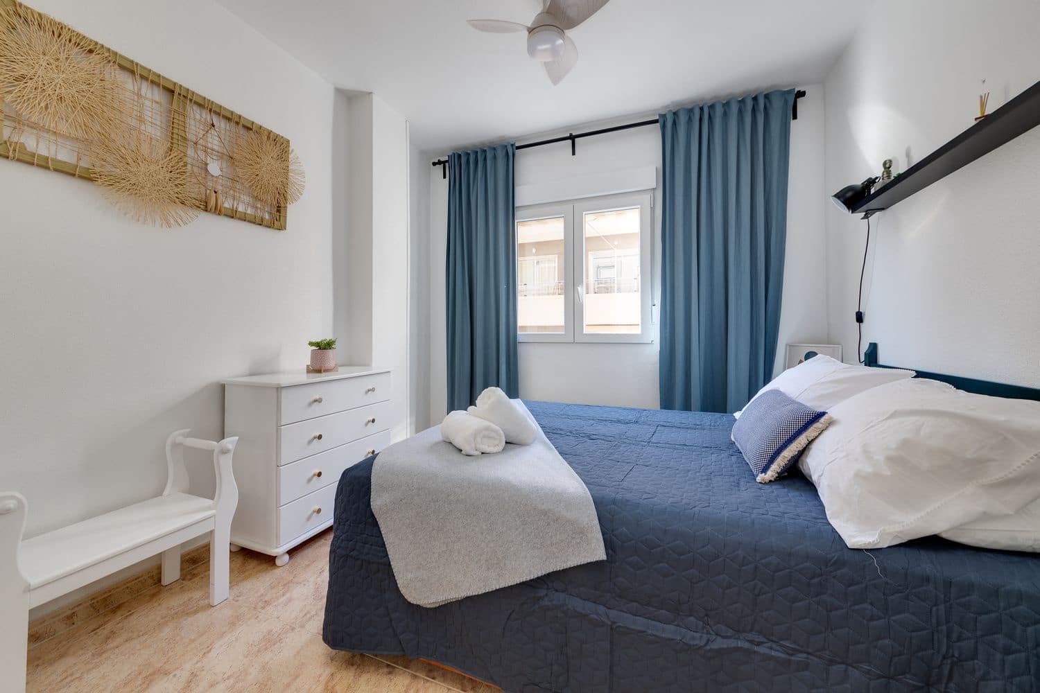 2 sypialnia Mieszkanie na kwatery wakacyjne w Torrevieja - 700 € (Ref: 9134324)